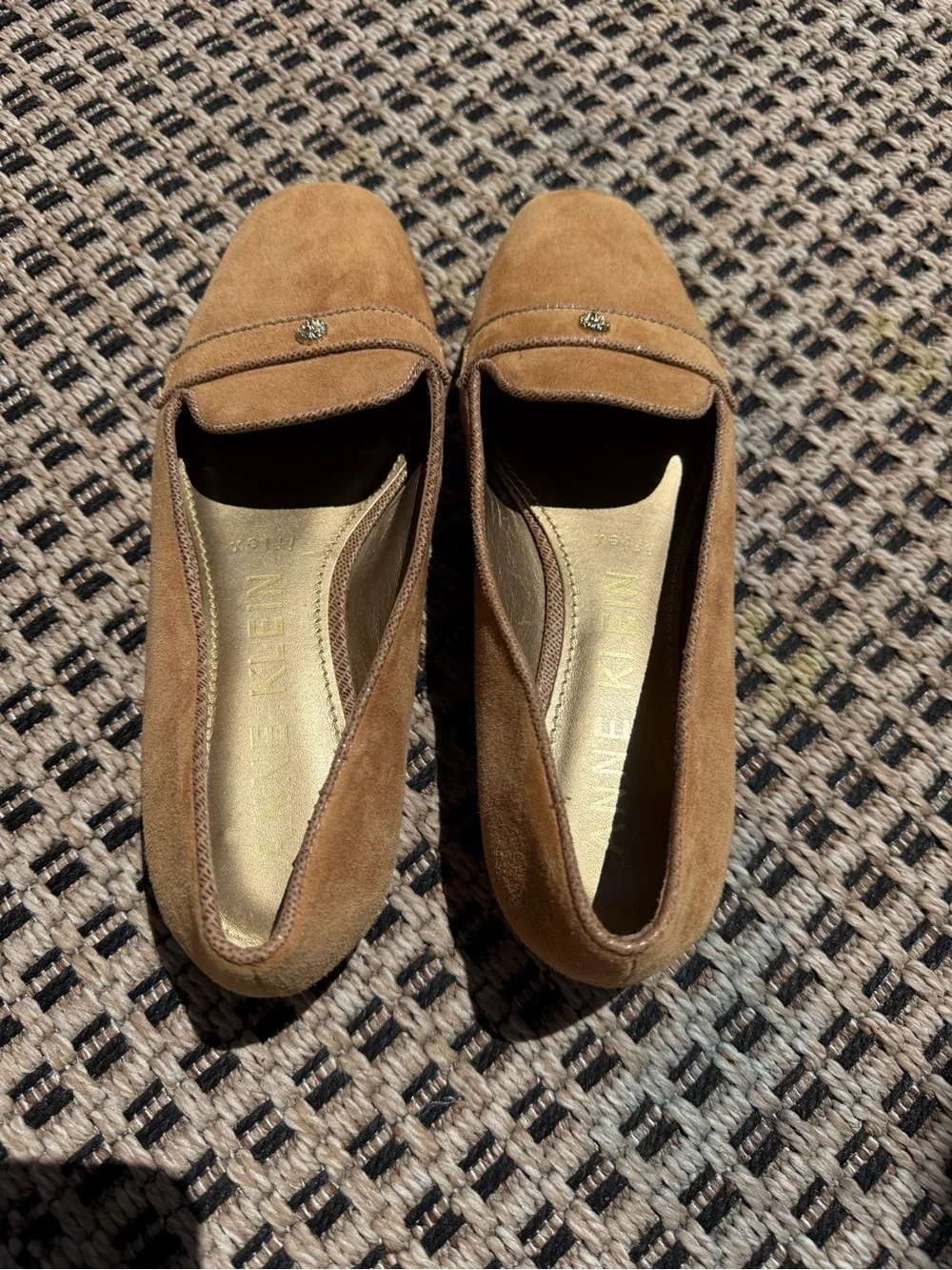 Anne Klein tan Camel Suede Slip-On Loafers with gold crest luxury